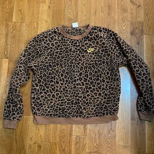 Nike animal print pullover